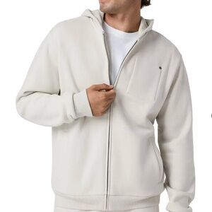 Vuori Men's Zip Up Sweatshirt Size Small NWT Salt Color